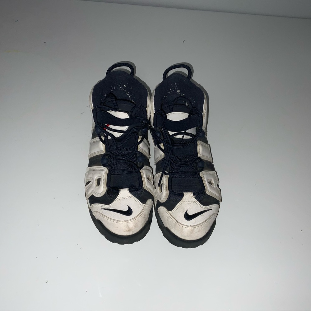 Nike Men's Black and White Air Athletic Shoes - Picture 2 of 5